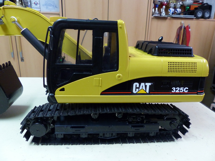 Caterpillar 325C