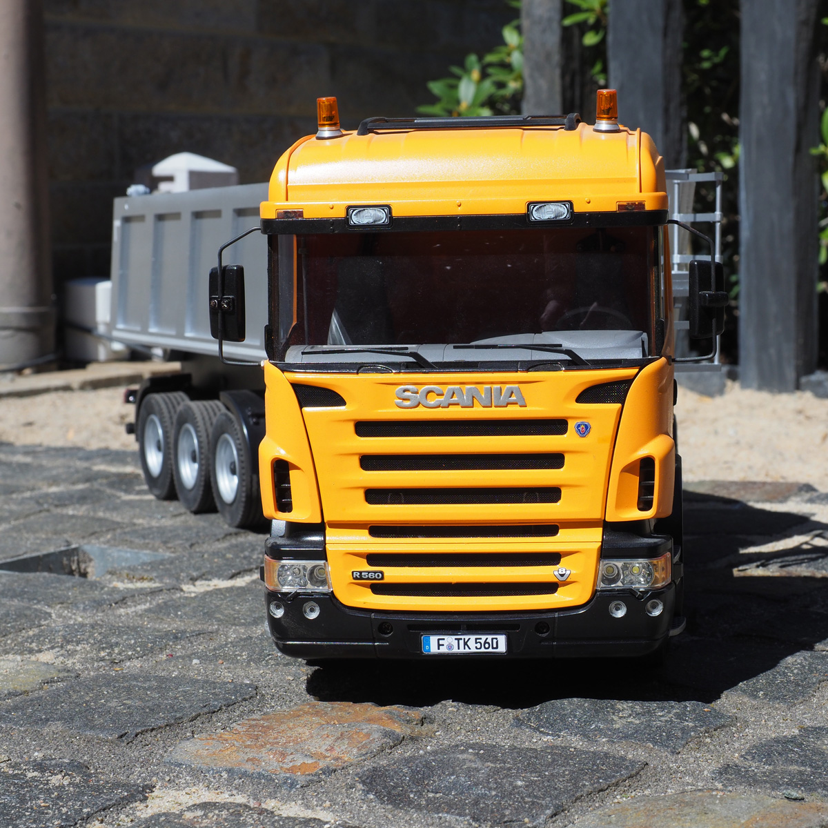 Scania R560